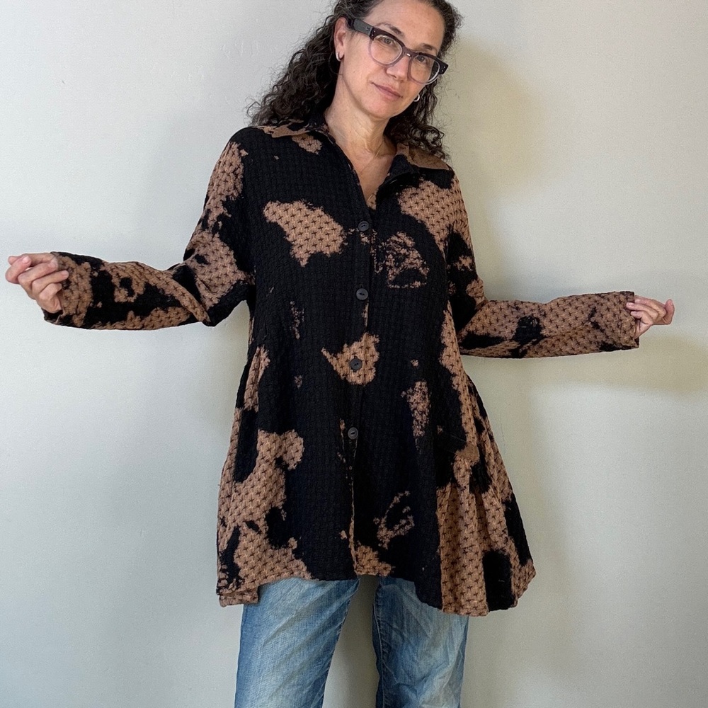 Dress to Kill Jane Mohr Black & Tan Splotch Dye Button-Down Tunic Top Jacket OS
